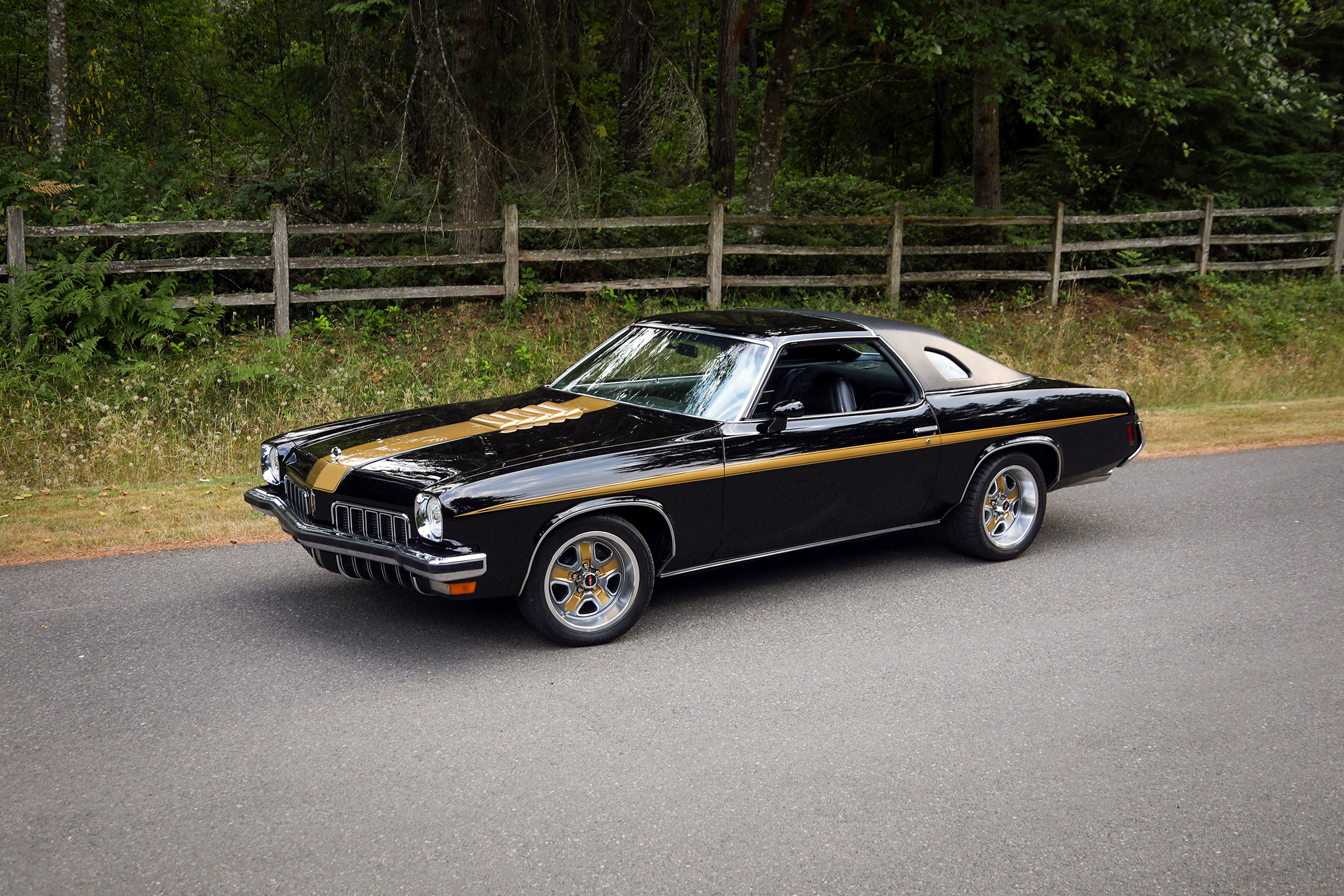 You are currently viewing 1973 Hurst Olds Cutlass S
